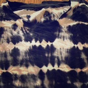 Women’s Tie Dye Shirt